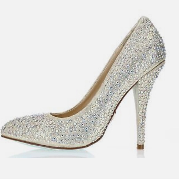 Blue by Betsey Johnson 9 - Picture 4 of 11